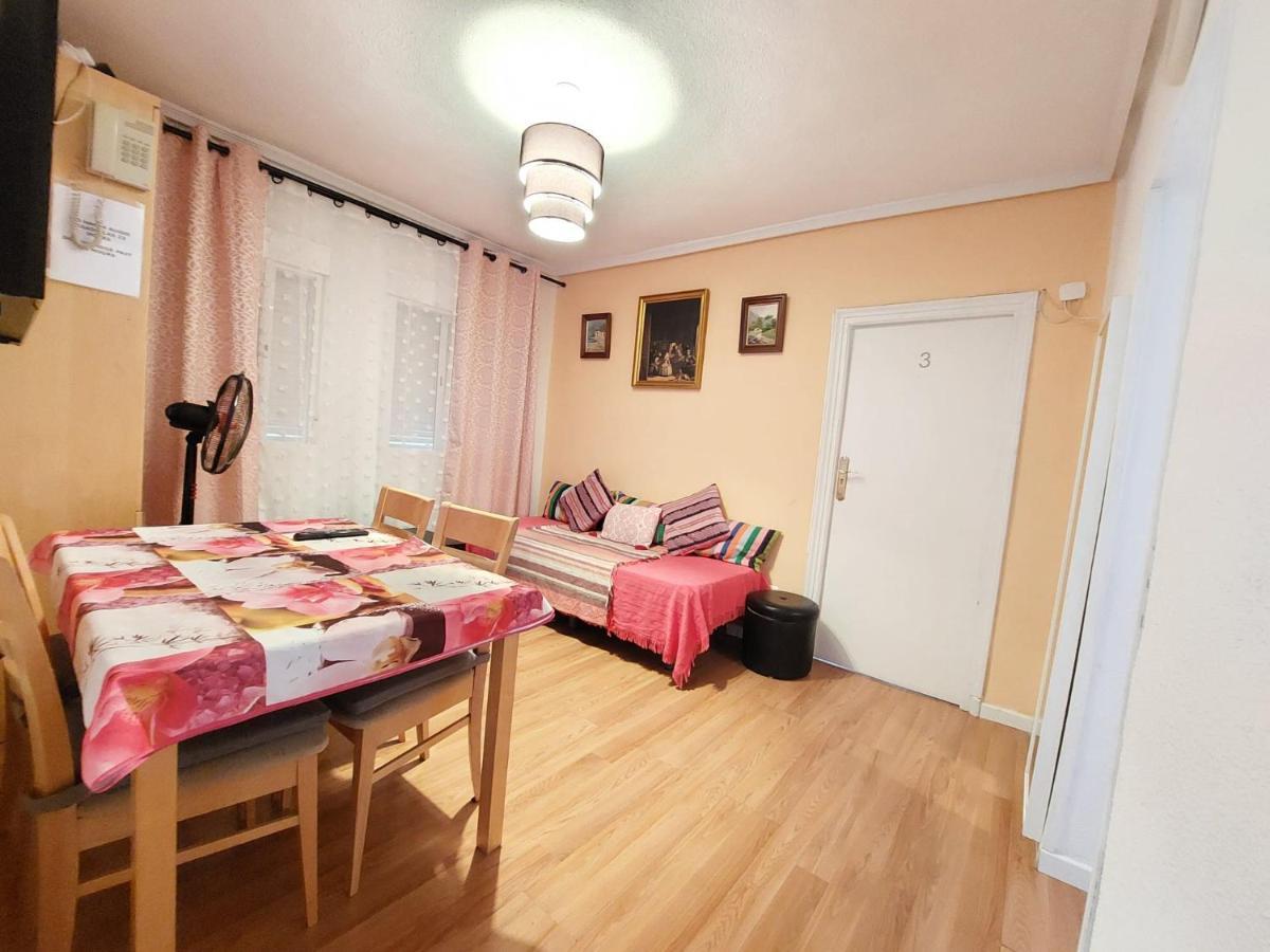 Homestay Olivos Madrid Exteriör bild