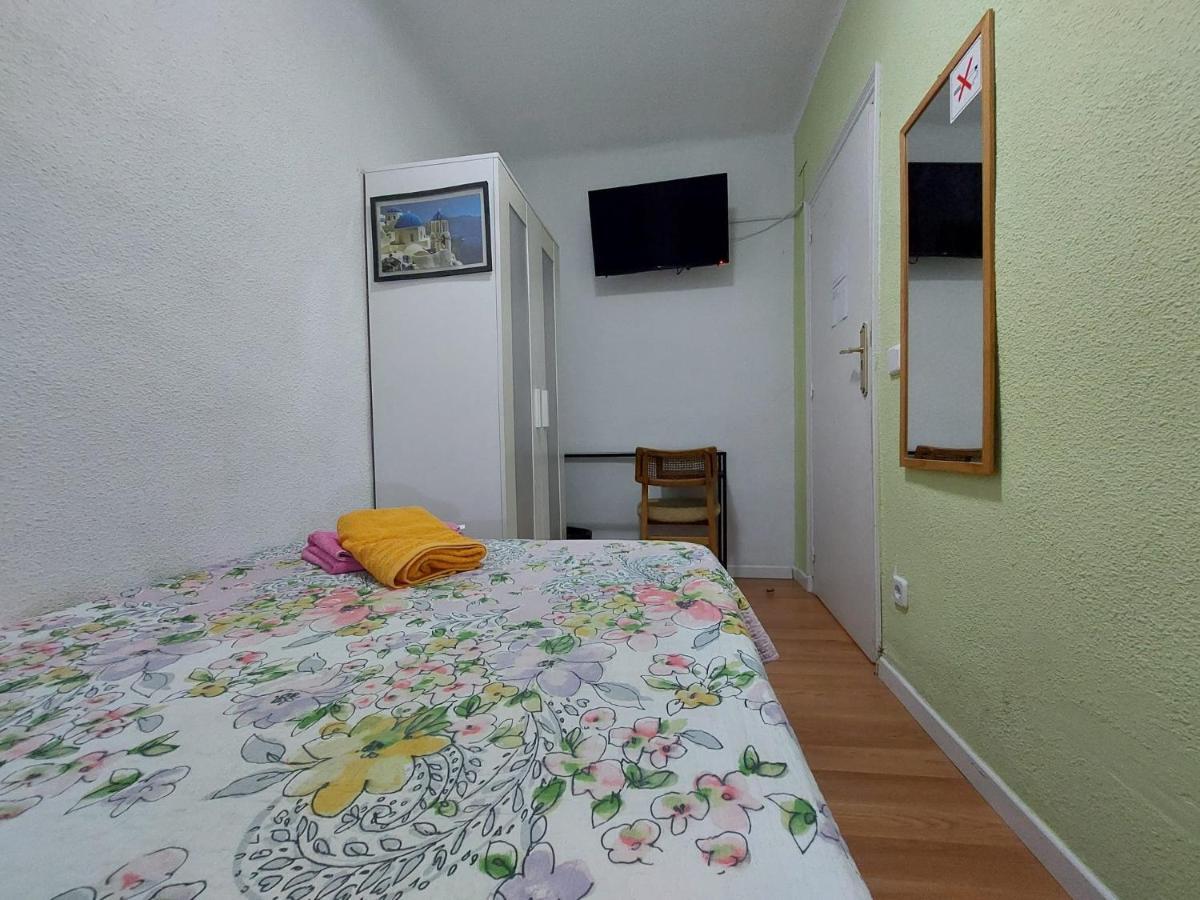 Homestay Olivos Madrid Exteriör bild