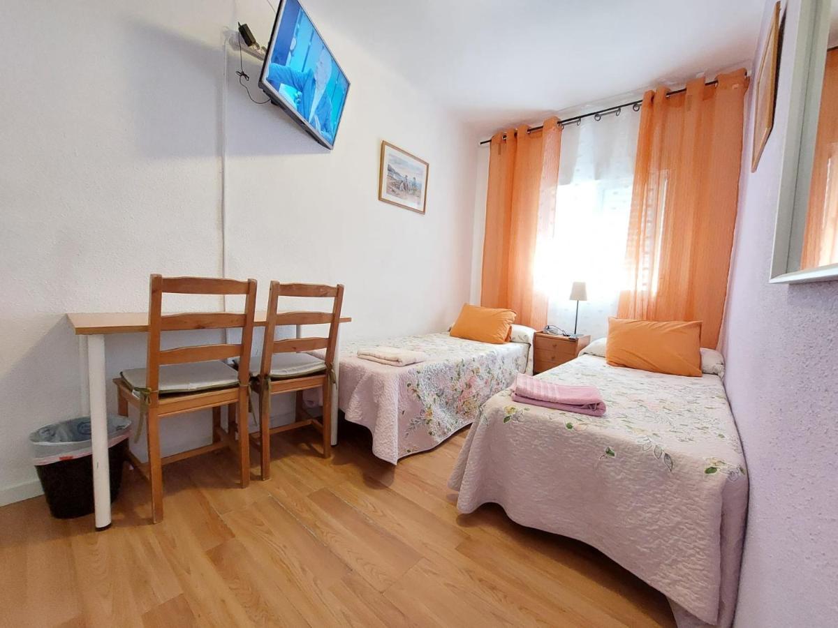 Homestay Olivos Madrid Exteriör bild
